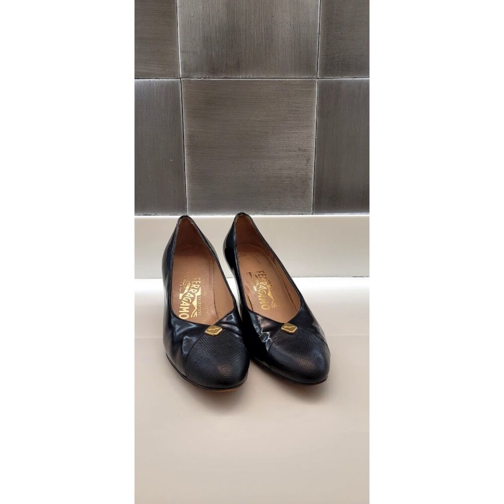 Salvatore Ferragamo Vintage Navy Lizard Cap Toe Pumps Womens 8.5B Italy Heel 80s